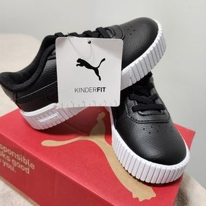 Pumas shoes for boys size 9c, black and white